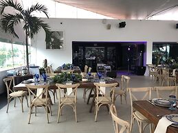 Hotel Río 1300
