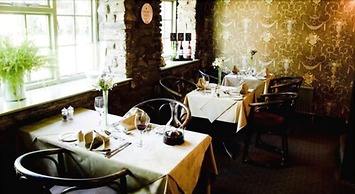 The Bear Hotel, Crickhowell