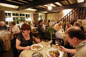 The Bear Hotel, Crickhowell
