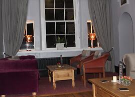 The Lorna Doone Hotel
