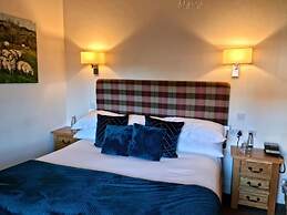 The Oak Tree Inn