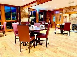 The Oak Tree Inn