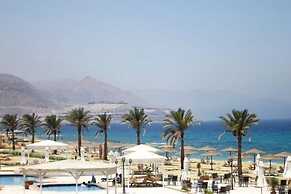 Dome Marina Hotel & Resort