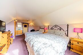Yallands Farmhouse
