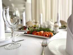 Amaks City Hotel