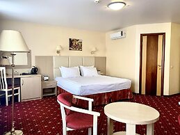 Amaks City Hotel