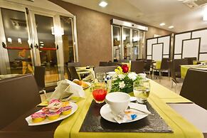 Melqart Hotel