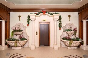 Festa Winter Palace