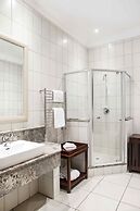 Premier Hotel Quatermain