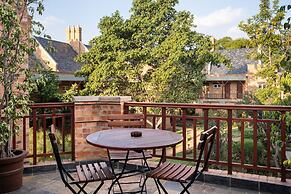 Premier Hotel Quatermain