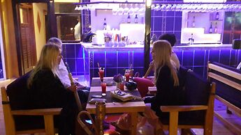 Palmen Apart Hotel