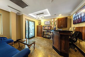 Aristocrat Hotel