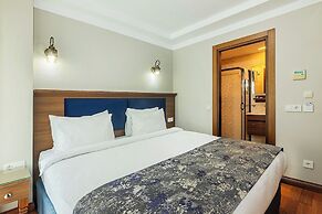 Aristocrat Hotel
