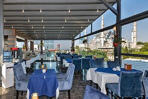 Aristocrat Hotel