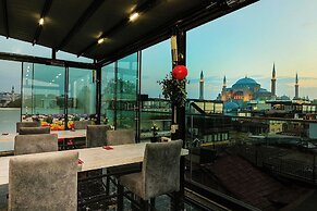 Aristocrat Hotel