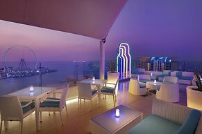 Hilton Dubai The Walk