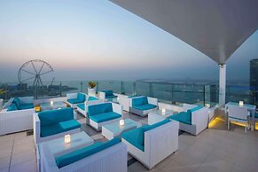 Hilton Dubai The Walk