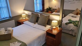The Lugger Inn