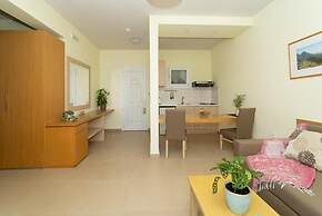 Hotel Estia