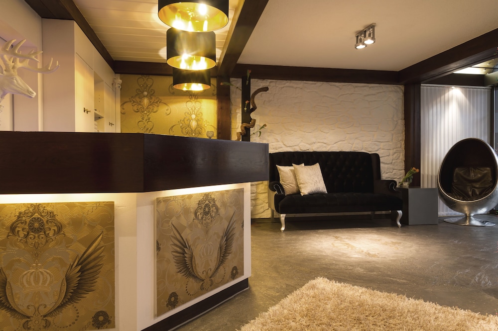 Hotel Hellers Twenty Four 1