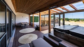 Santa's Resort & Spa Hotel Sani