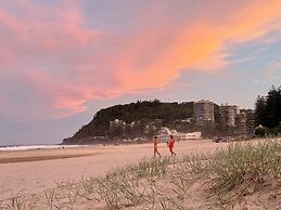 Burleigh Palms Holiday Apartments
