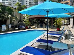 Burleigh Palms Holiday Apartments