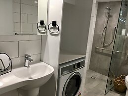 Burleigh Palms Holiday Apartments