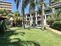 Burleigh Palms Holiday Apartments
