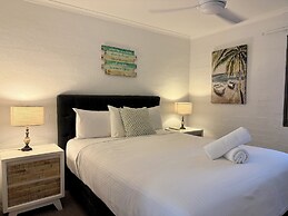 Burleigh Palms Holiday Apartments