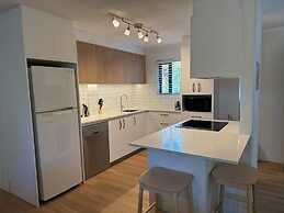 Burleigh Palms Holiday Apartments