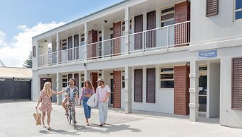 Raglan Sunset Motel