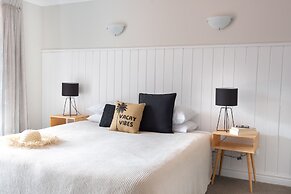 Raglan Sunset Motel