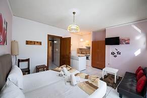 Mavra Studios
