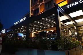 Star City Hotel