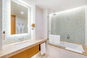 Swissotel Al Ghurair