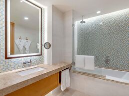 Swissotel Al Ghurair