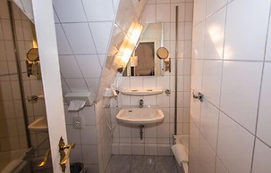 Löwenbräu Köln Hotel & Restaurant