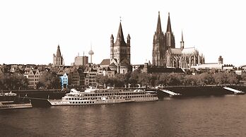 Löwenbräu Köln Hotel & Restaurant
