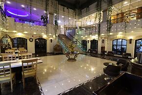 Larsa Hotel