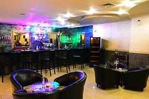 Larsa Hotel