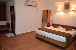 Chandra Inn