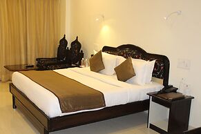 Chandra Inn