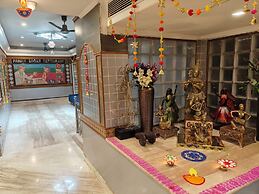 Chandra Inn