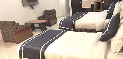 Chandra Inn