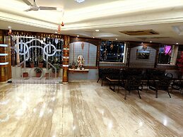 Chandra Inn