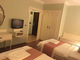 Padok Premium Hotel and Stables