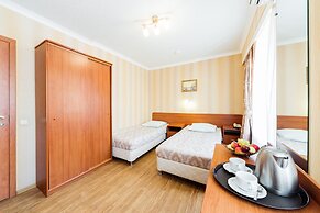 Tonika Hotel