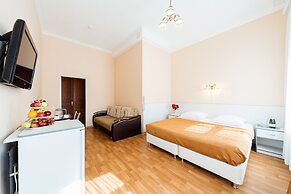 Tonika Hotel