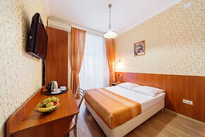 Tonika Hotel